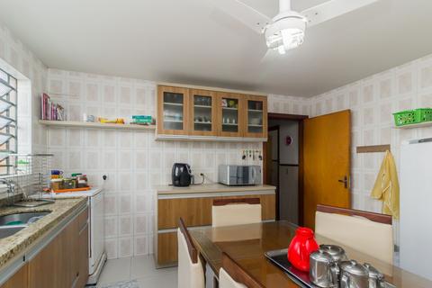 Image 29 - 221827