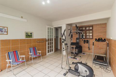 Image 34 - 221827
