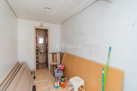 Image 35 - 222395