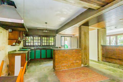 Image 38 - 222709