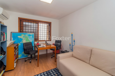 Image 34 - 225040