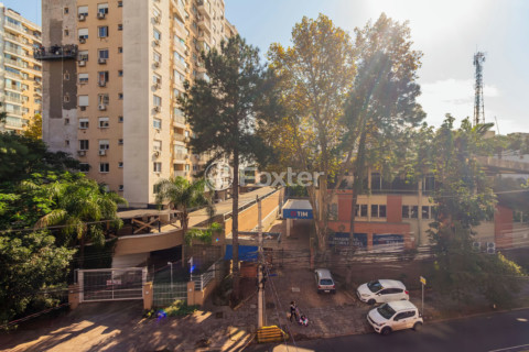 Image 31 - 225143