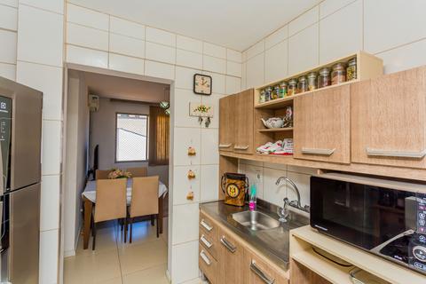 Image 21 - 225823