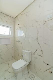 Image 31 - 225950