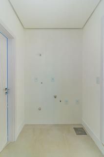 Image 34 - 225950