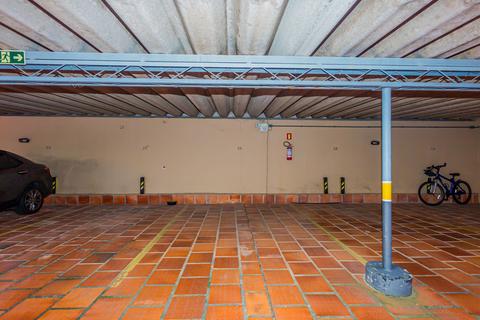 Image 52 - 226799
