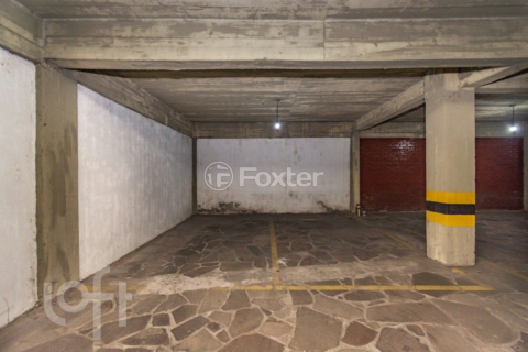 Image 23 - 227068
