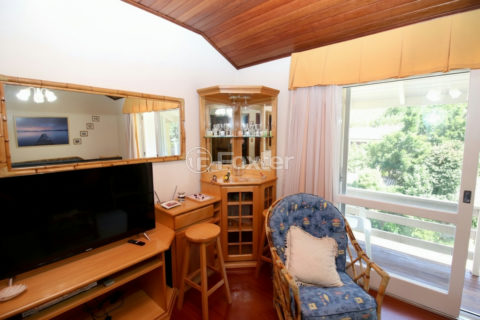 Image 3 - 228507