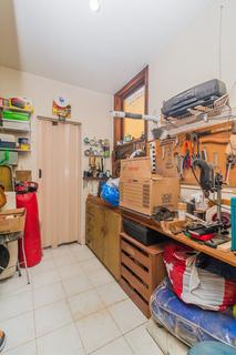 Image 54 - 228843