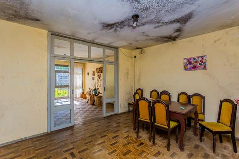 Image 20 - 228866
