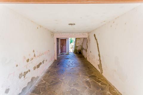 Image 40 - 228866
