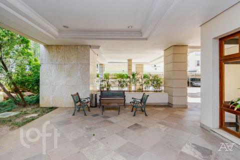 Image 60 - 229330
