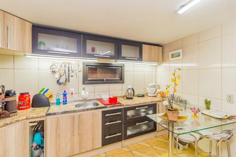 Image 21 - 229512