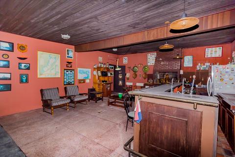 Image 68 - 229668