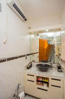 Image 53 - 229712