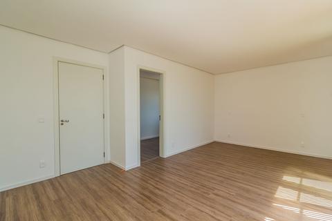 Image 34 - 229818