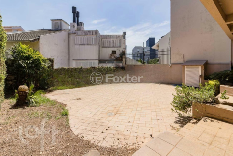 Image 42 - 232852