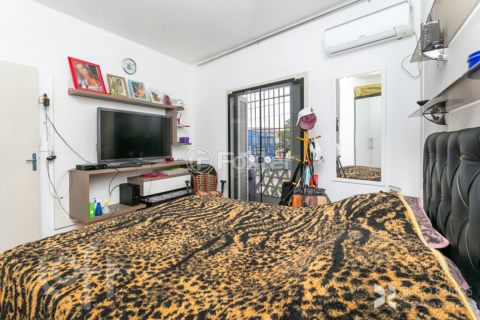Image 34 - 232933