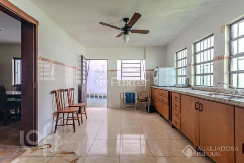 Image 34 - 233079