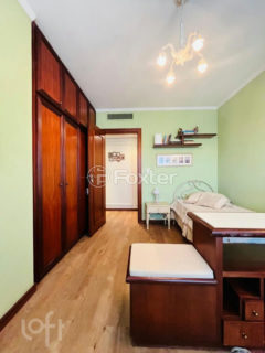 Image 30 - 233208