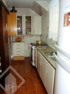 Image 33 - 233760