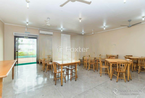 Image 24 - 233875