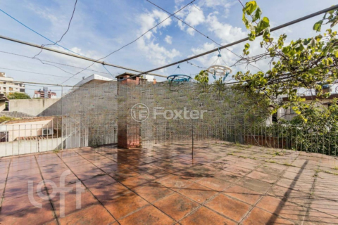 Image 30 - 233995