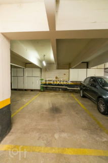 Image 30 - 235483