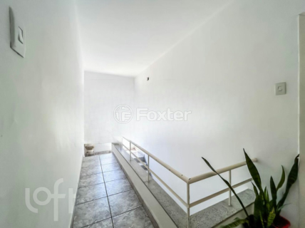 Image 32 - 235948