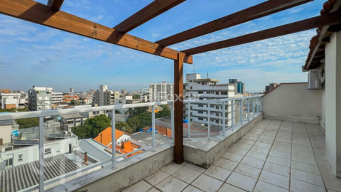 Image 30 - 236105