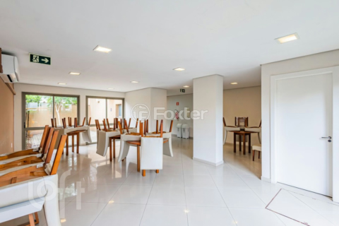 Image 22 - 236660