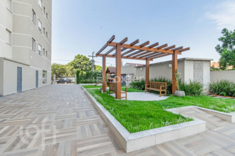 Image 26 - 237180