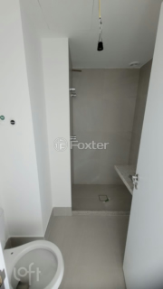 Image 30 - 239225
