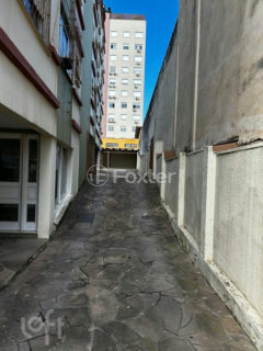 Image 20 - 239308