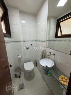 Image 37 - 241020