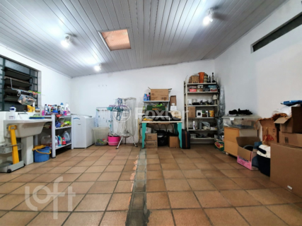 Image 25 - 242627