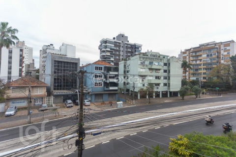 Image 26 - 243890