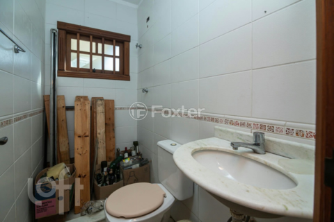 Image 32 - 244401