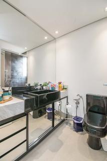 Image 32 - 244729