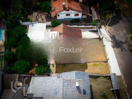 Image 33 - 244850