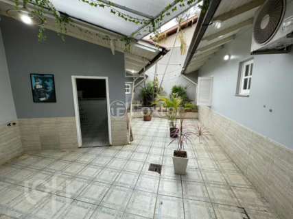 Image 30 - 245110