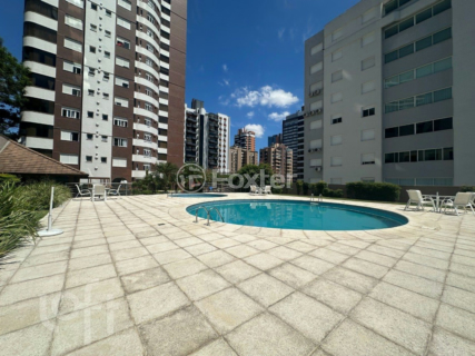 Image 29 - 245478