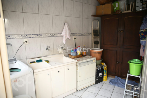 Image 25 - 246190