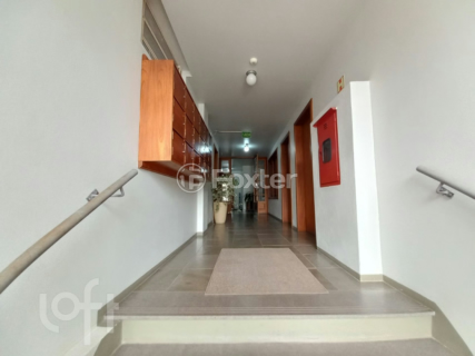 Image 25 - 247369