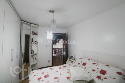Image 27 - 247656