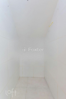 Image 17 - 247739