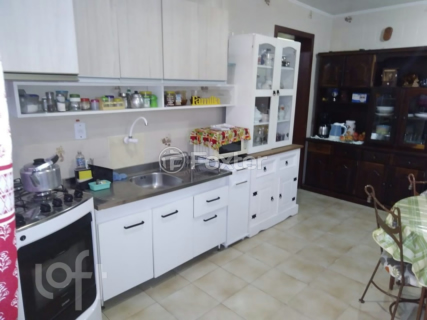 Image 21 - 247837