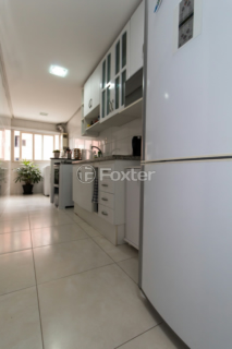 Image 7 - 249910