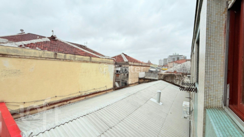 Image 25 - 250001