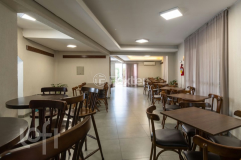 Image 38 - 255580